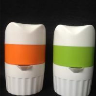 厂家直销 手动榨汁机与日用塑料制品，家用小五金的优质选择